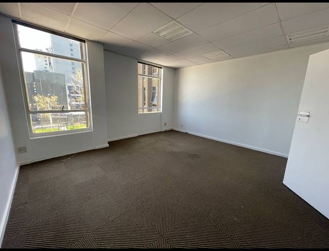 180M² OFFICE TO LET IN ROSEBANK